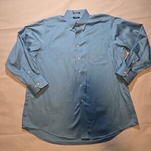 Izod Men's Sky Blue Button Down Shirt